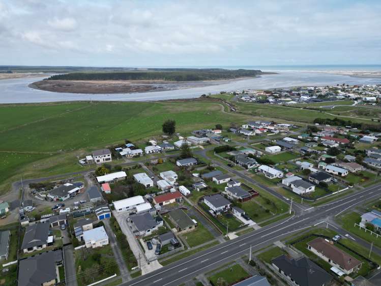 8a Edinburgh Terrace Foxton Beach_25