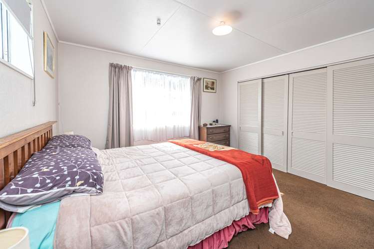 19 Exeter Crescent Springvale_9