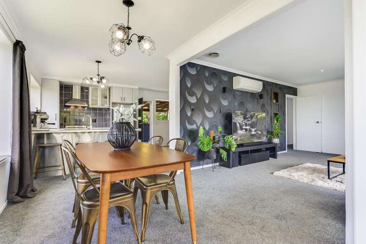 9 Beaumaris Place Dinsdale_31
