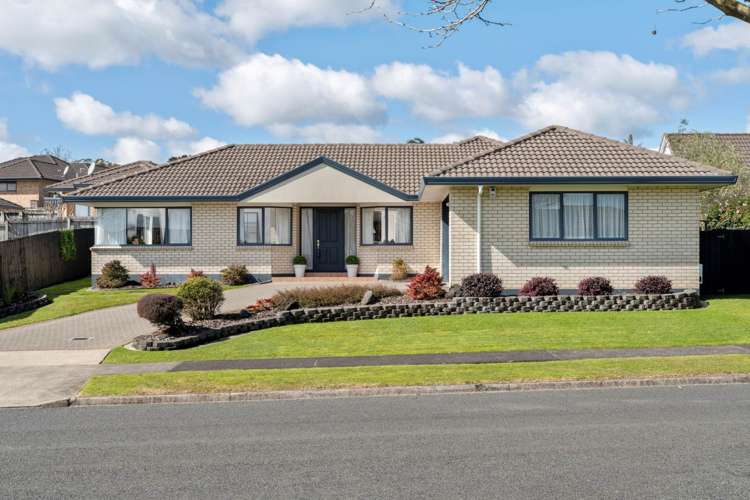 11 John Brooke Crescent East Tamaki Heights_13