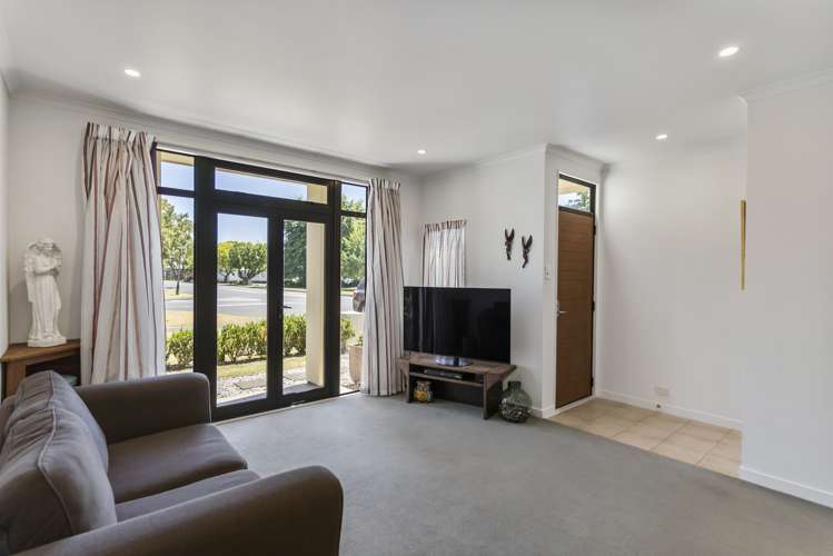 52 Gunner Drive Te Atatu Peninsula_12