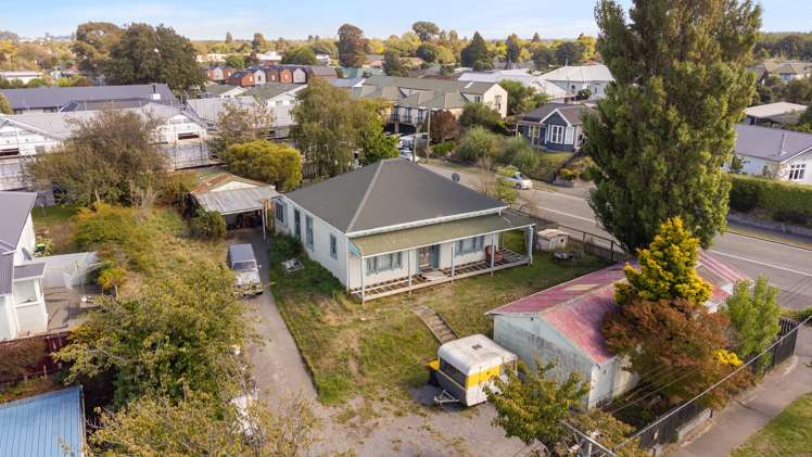 141 England Street Linwood_6