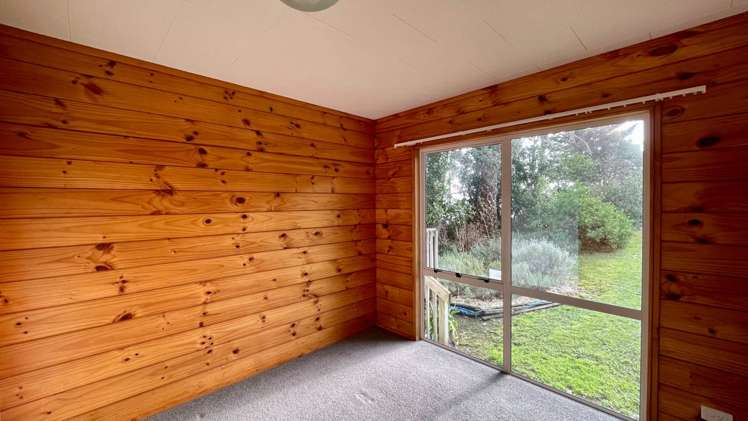 26 Cliff Road Torbay_13