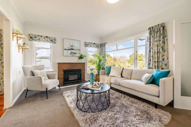 44 Gurney Road Kelson_3