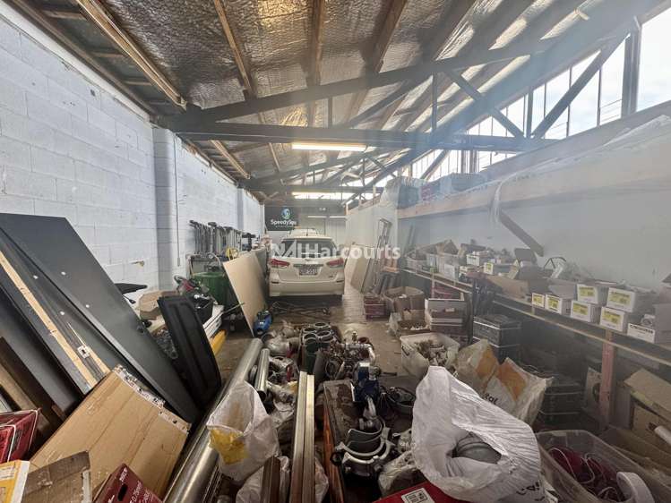 A/175 Archers Road Glenfield_5