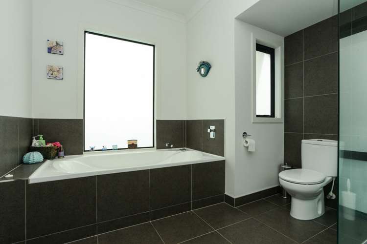 111 Russell Robertson Drive Havelock North_14