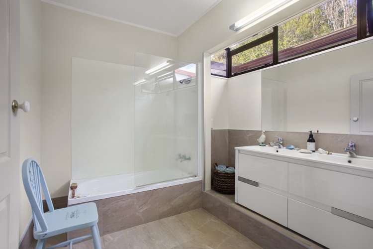 4 Brooke Road Red Hill_16