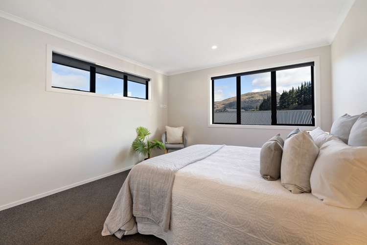 37 Peterley Road Lower Shotover_16
