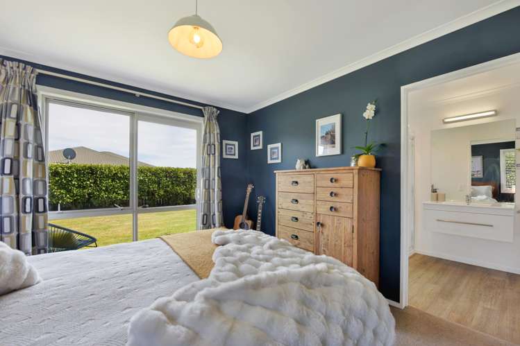 8 Childs Way Richmond_11