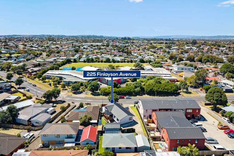 225 Finlayson Avenue Clendon Park_16