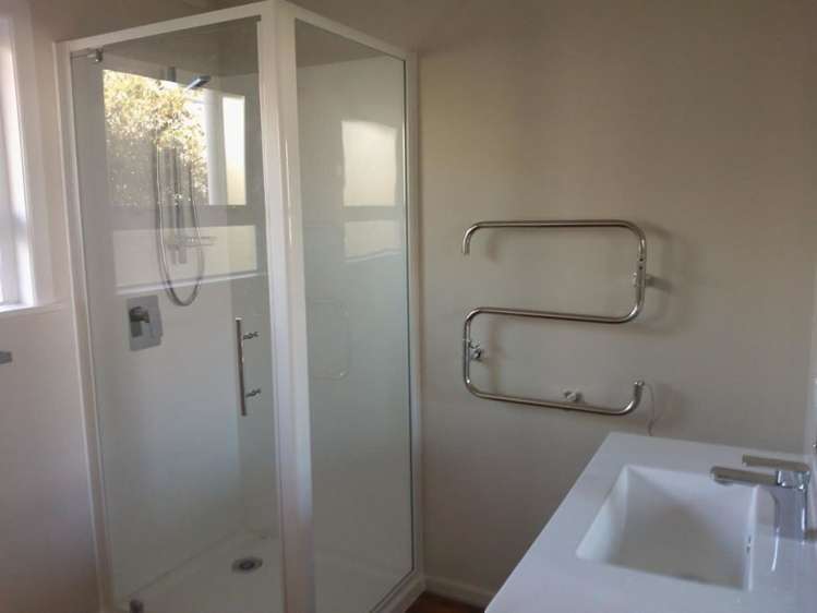 2/11 Onepoto Road Hauraki_2