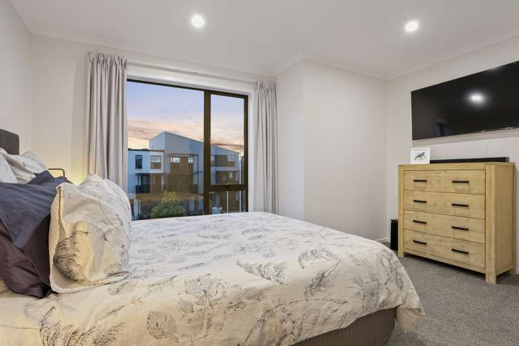 62 Hobsonville Point Road Hobsonville_16