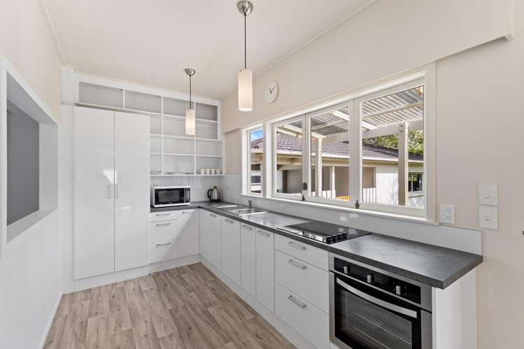 22 Longfellow Street Te Aroha_2