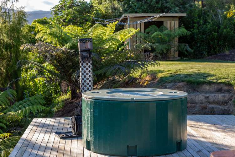 25 Lady Barkly Grove Kaiteriteri_19