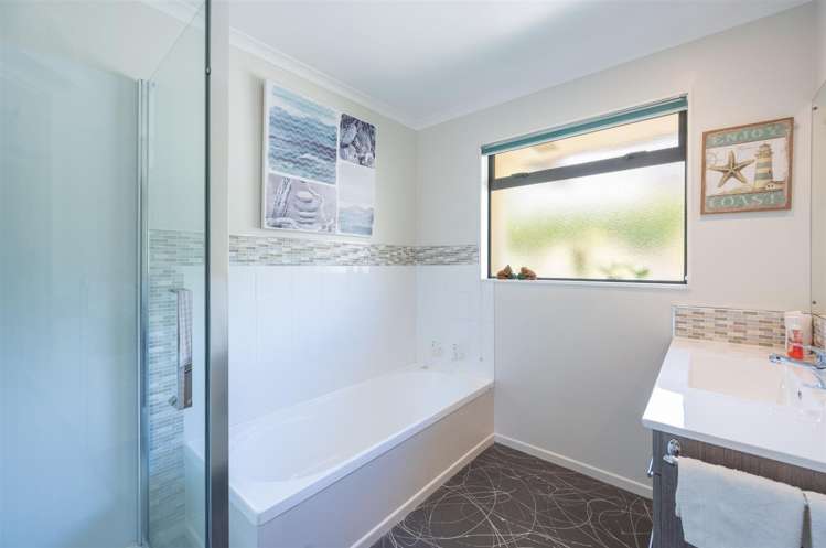 2a Clairmont Heights Stoke_14