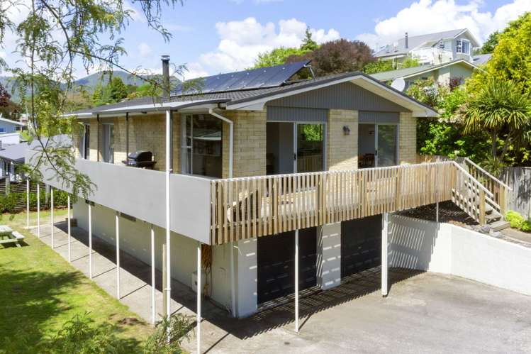 1/16 Sunset Street Hilltop_12