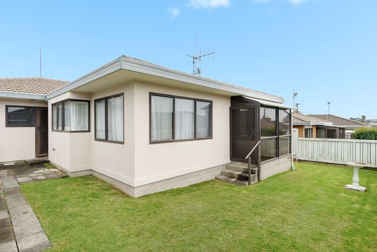 35c Emmett Street Greerton_16