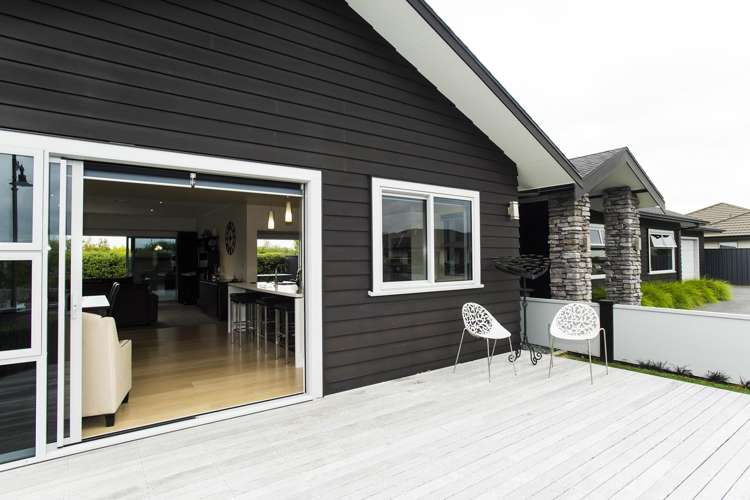 2 Charteris Rise Riverdale_13