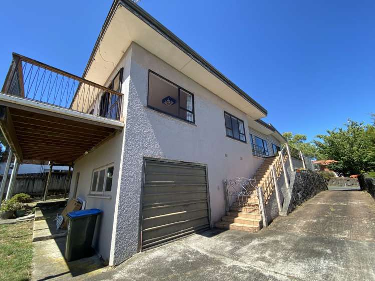 129 Landscape Road Mount Eden_16