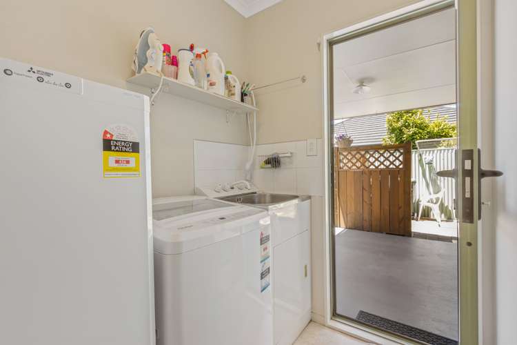 5a Menin Road Onekawa_34