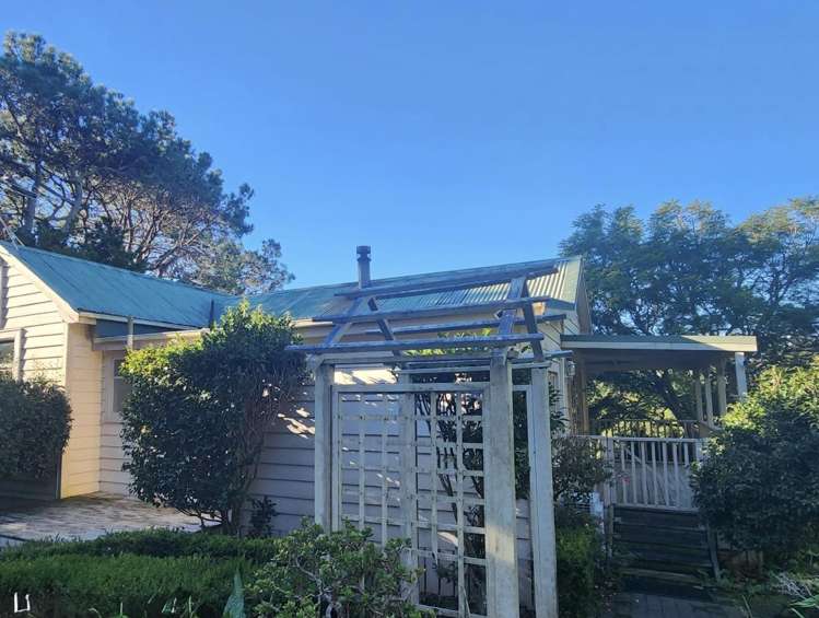 159F Portsmouth Road 10373_15