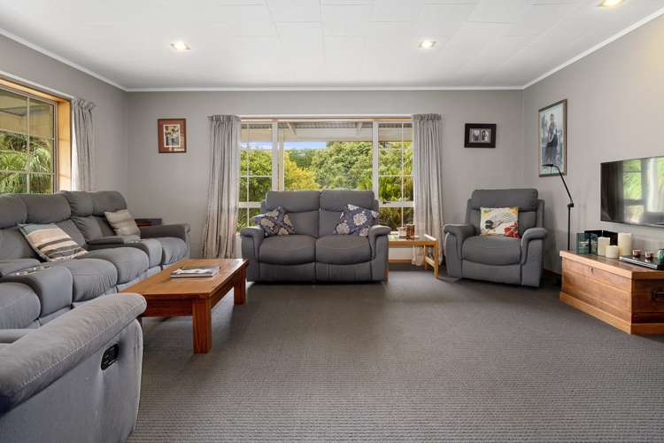 71 Plummers Point Road Whakamarama_6