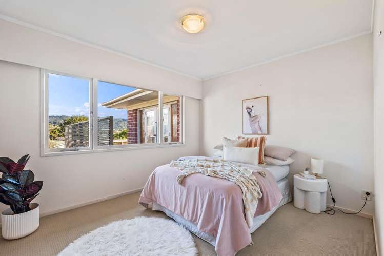 9 Raewyn Street Morningside_12