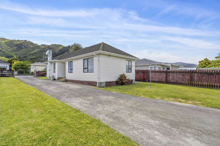 27 Frederick Street Wainuiomata_11