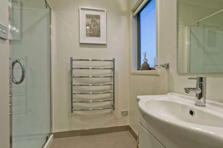 54 Shelter Drive Greenhithe_6