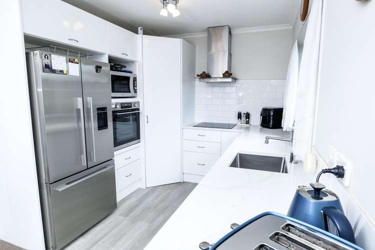37 Eastland Road Flat Bush_5