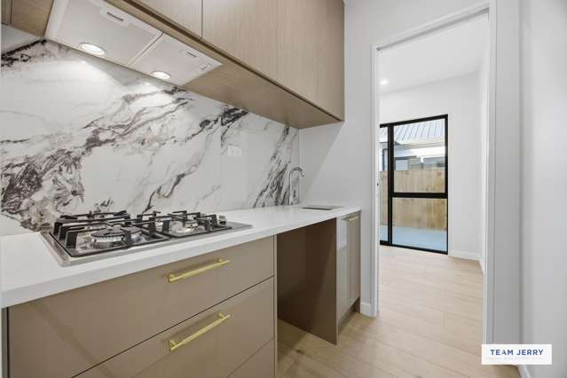 14 Tuwai Crescent Opaheke_3
