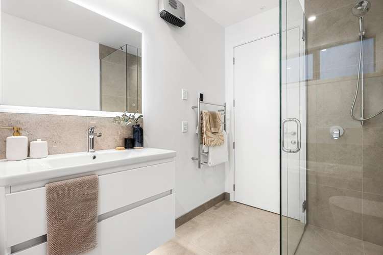 1 & 2/14 Grange Street Hillsborough_10