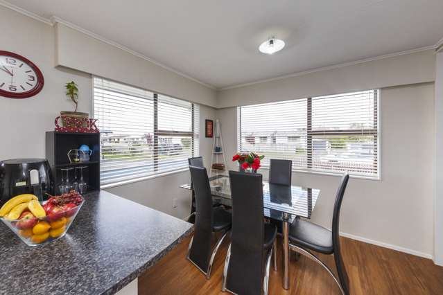 3 Ferndale Place Feilding_4