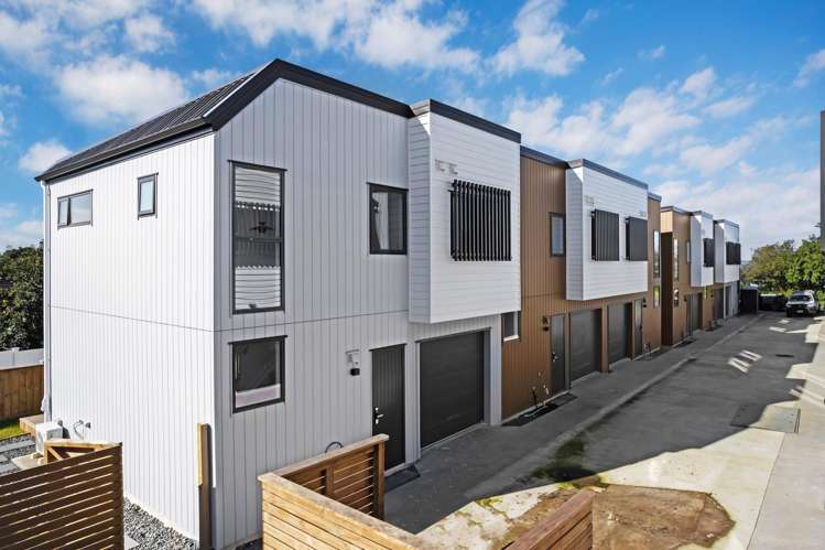 Lots 2-10/196 Royal Road Massey_16