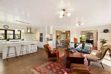111 Pearson Road_4