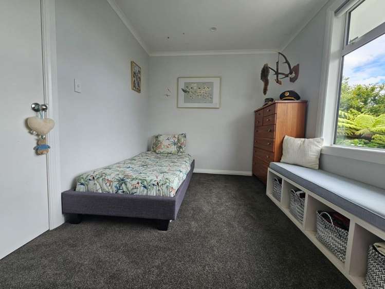 1 Hoskins Avenue Hillsborough_10