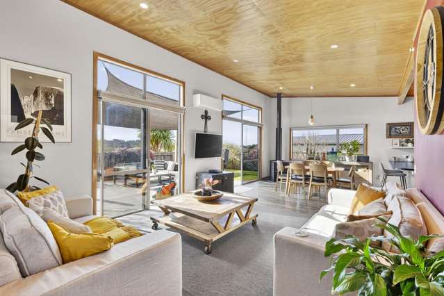 31 Les Wakefield Road Mapua_1