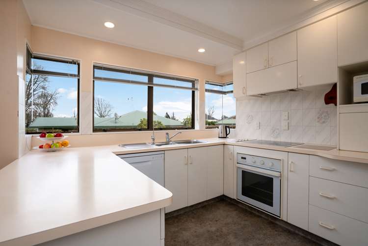 119 Burns Street Leamington_5