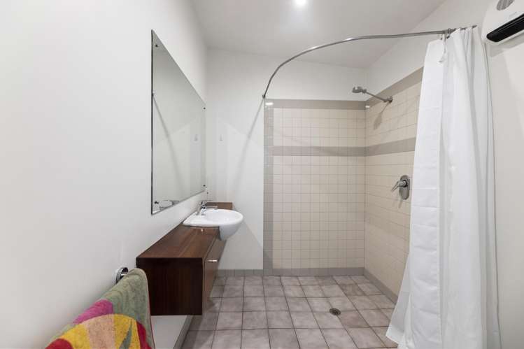 21 Glengyle Street Vauxhall_24