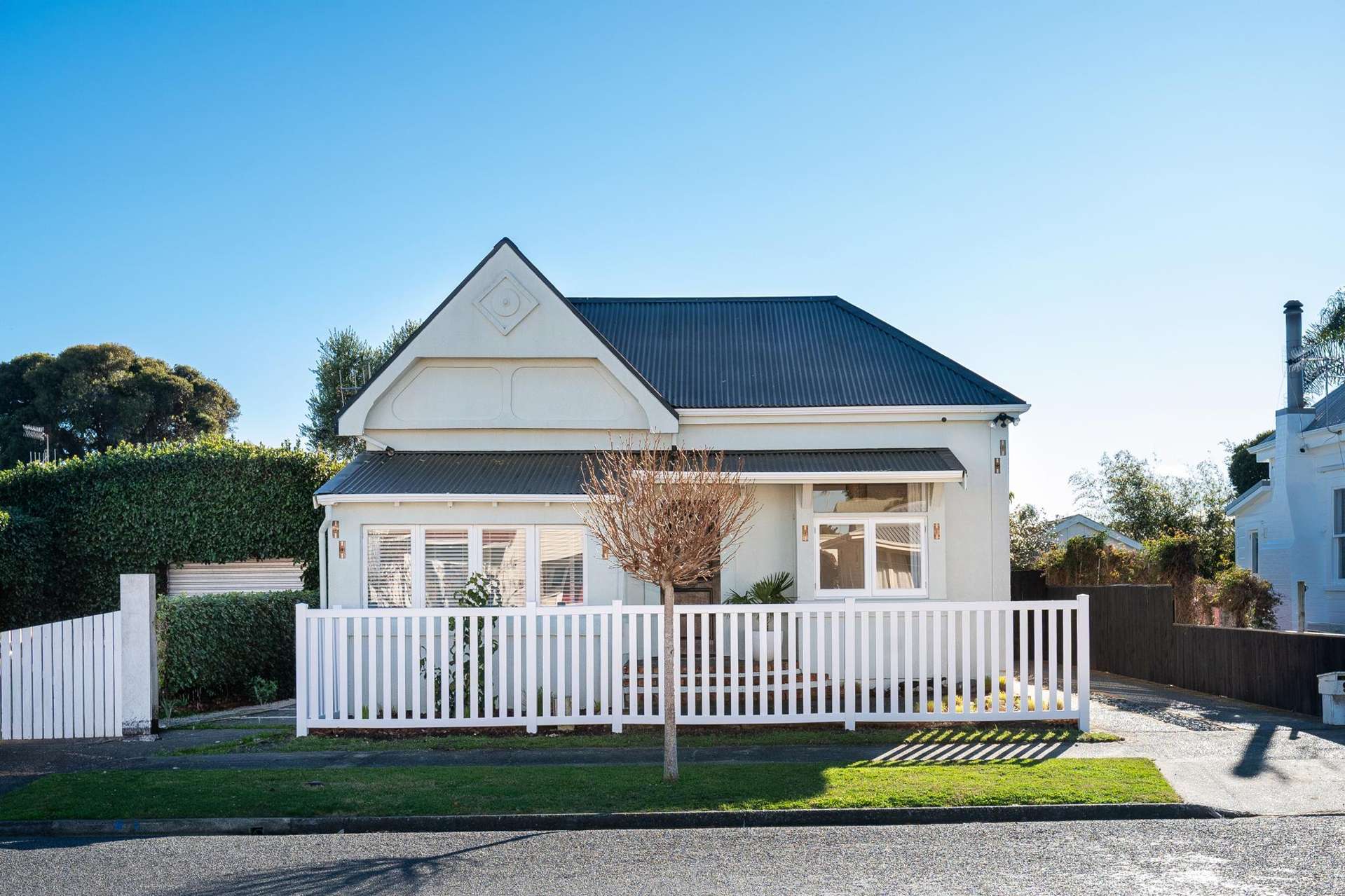 9 Kinross White Street Napier South_0