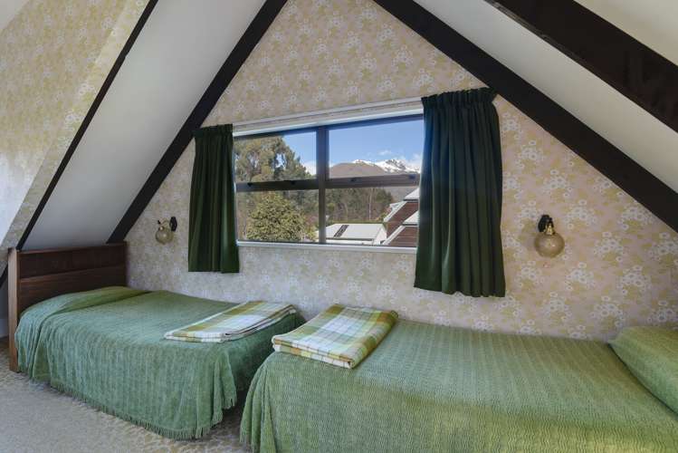 8 Kelvin Place Kelvin Heights_12