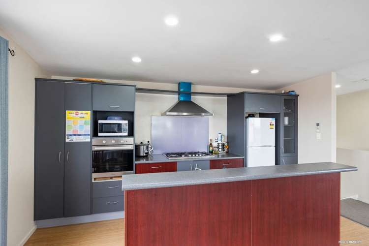 302A Upper Queen Street_0