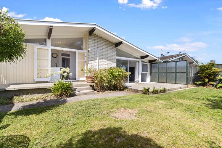17 Sherwood Drive Pukete_12
