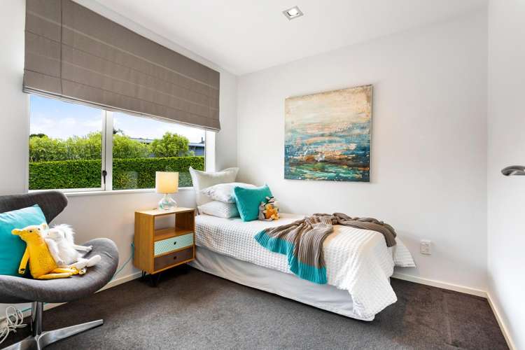 16b Neil Avenue Te Atatu Peninsula_8