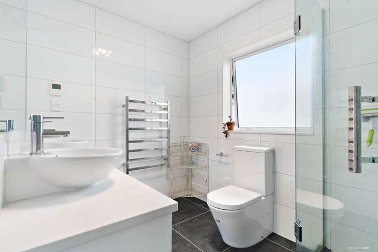 140r Hepburn Road Glendene_9