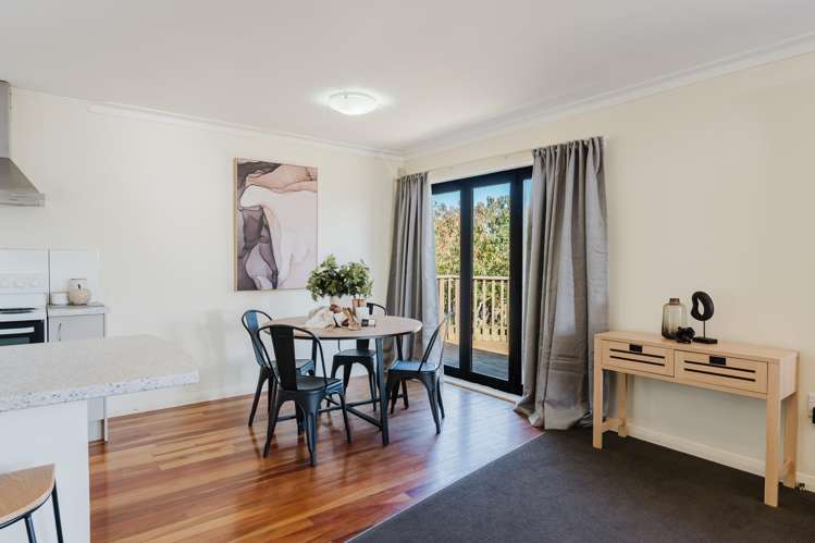 339 Cobham Drive Hillcrest_6