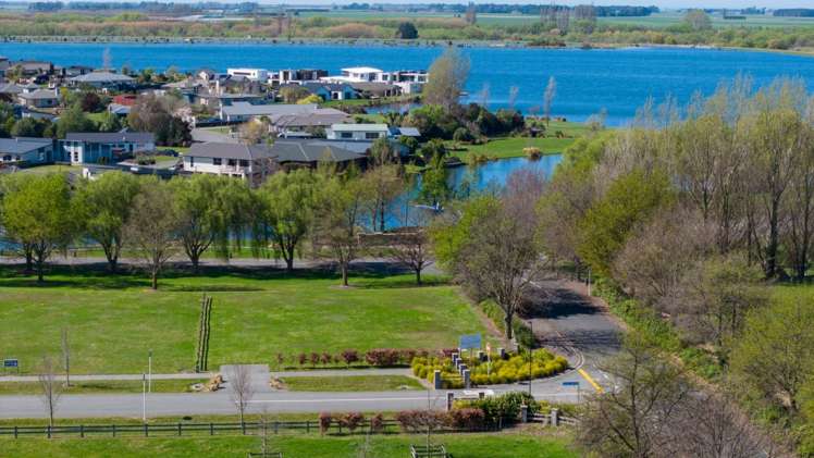 2 Village Green Drive_0