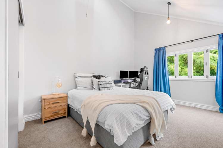 16 Wairere Road Belmont_17