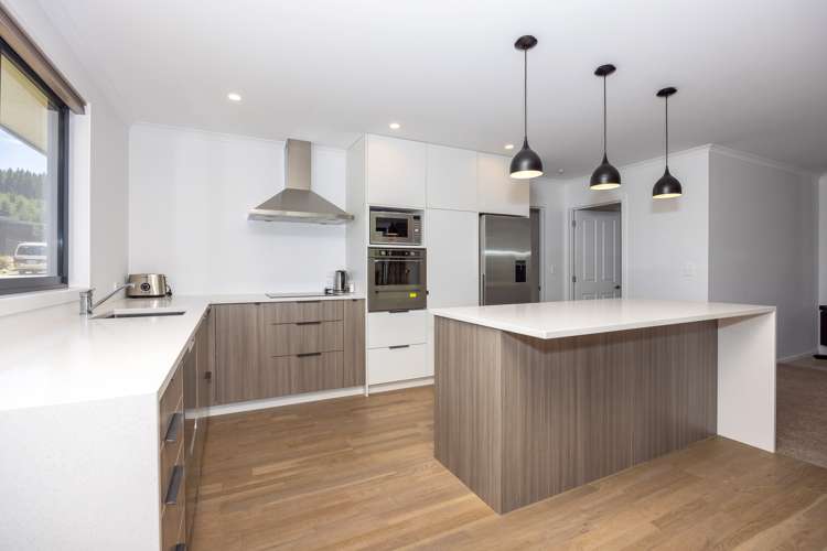 16 Makomako Road Wanaka_8