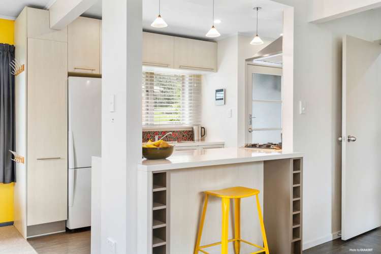 17 Saint Peters Street Northcote_5